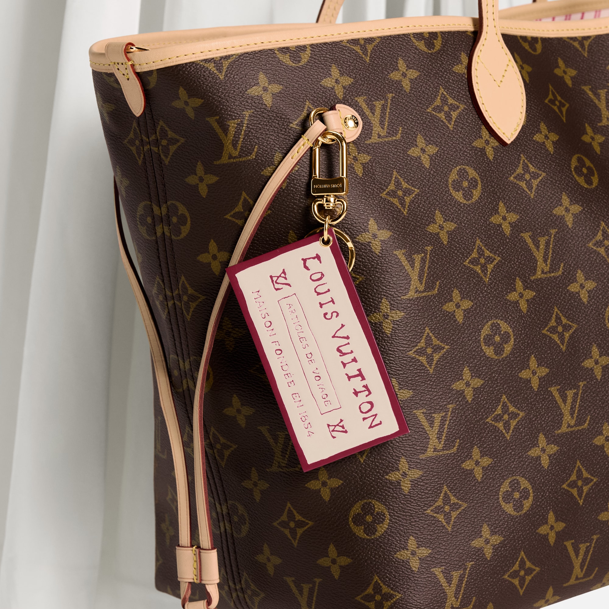 バッグチャーム・トラベルタグ S00｜ルイ・ヴィトン 公式サイト - M02953